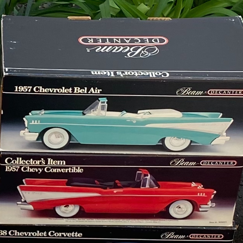 1957 Chevrolet Bel Air Convertible  BLUE Jim Beam  Porcelain Decantor